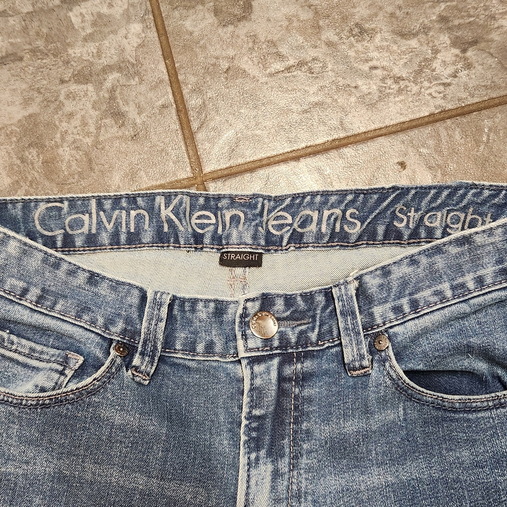 Calvin Klein Women's Straight Leg Denim Jeans - Picture 2 of 6